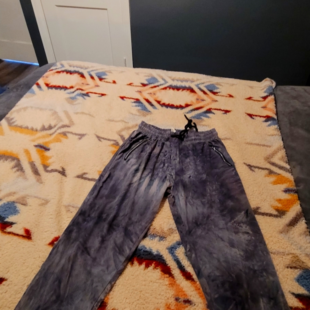 SPORTY PANTS